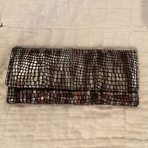 HOBO NWOT Metallic Trifold Magnet closure Wallet